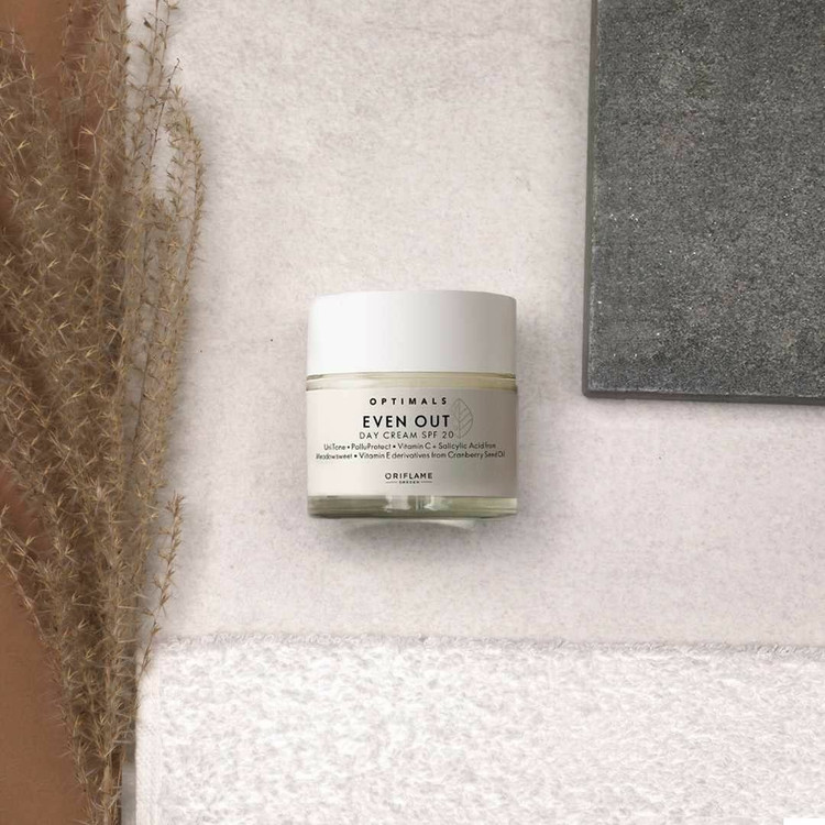 کرم روز ایون اوت